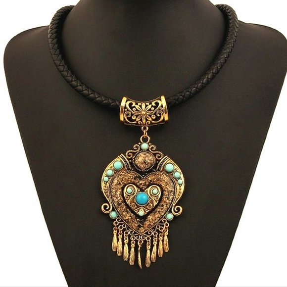 Unbranded Jewelry - Boho Tassel and Heart Turquoise Pendant